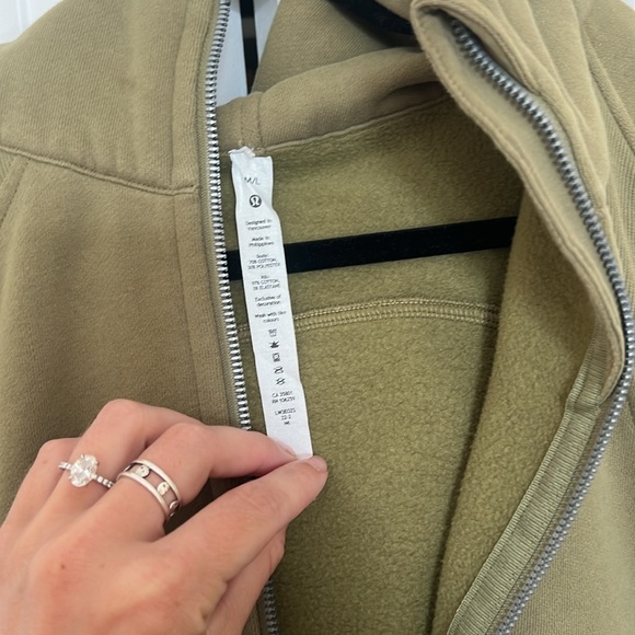 LULULEMON FULL ZIP SCUBA - Picture 4 of 6